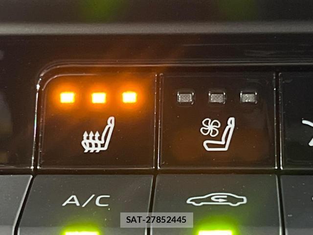 Toyota CROWN 2024-09 8328549-8