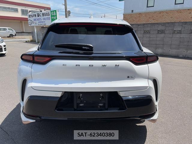 Toyota CROWN 2024-01 8328763-3