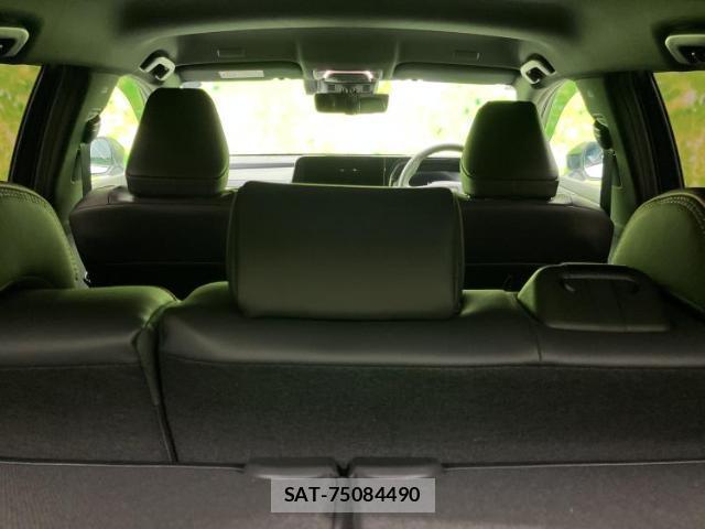 Toyota CROWN 2024-04 8329225-13