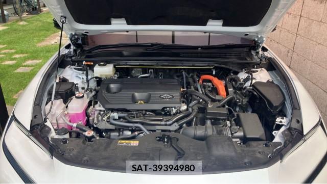 Toyota CROWN 2025-11 8329280-7