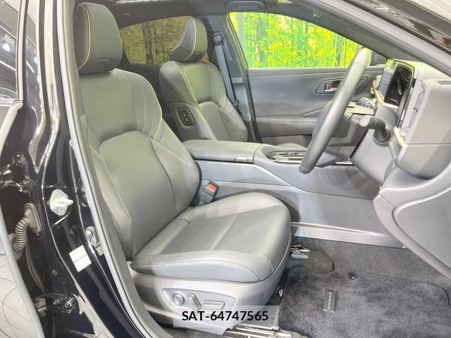 Toyota CROWN 2024-02 8329474-6