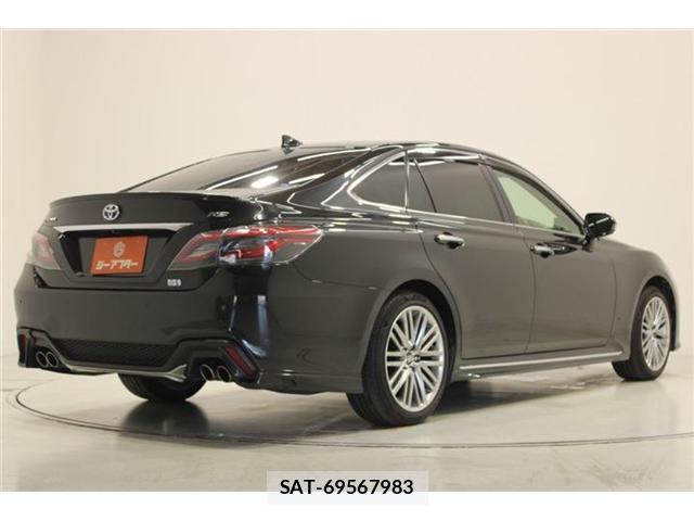 Toyota CROWN 2021-02 8327935-11