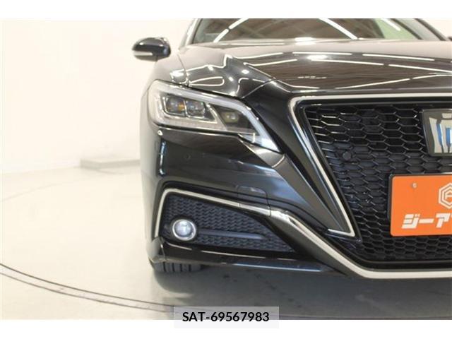 Toyota CROWN 2021-02 8327935-15