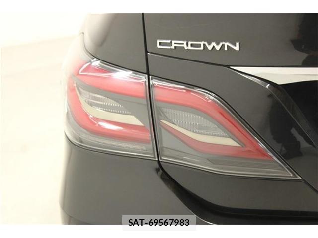 Toyota CROWN 2021-02 8327935-18