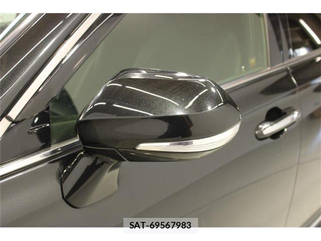 Toyota CROWN 2021-02 8327935-19