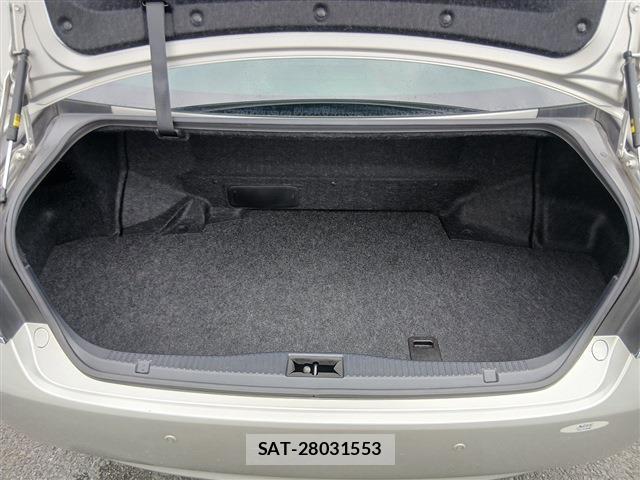 Toyota CROWN 2014-02 8328420-18