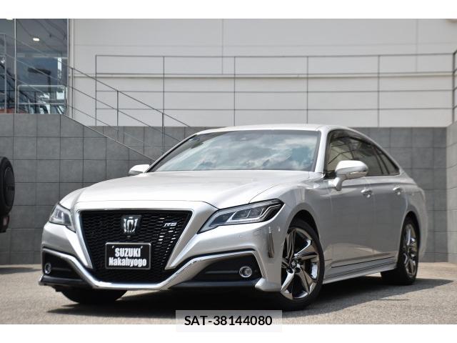 Toyota CROWN 2018-08 8328579-0