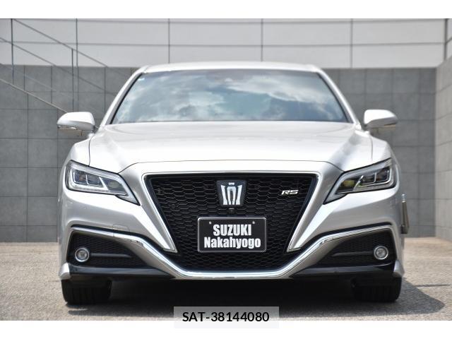 Toyota CROWN 2018-08 8328579-1