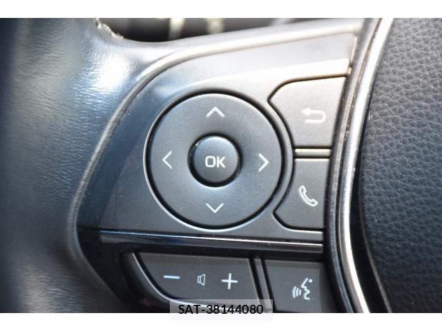 Toyota CROWN 2018-08 8328579-15