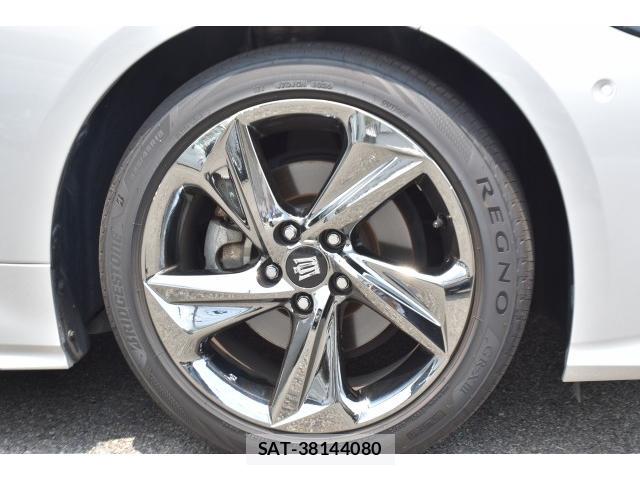 Toyota CROWN 2018-08 8328579-6