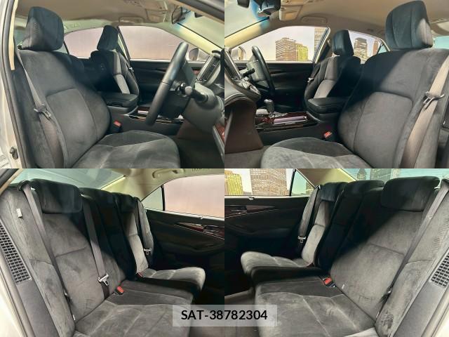 Toyota CROWN 2016-07 8328934-3