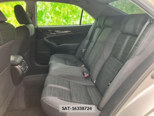 Toyota CROWN 2013-12 8329119-6