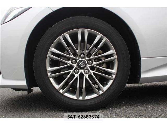 Toyota CROWN 2021-07 8329747-18
