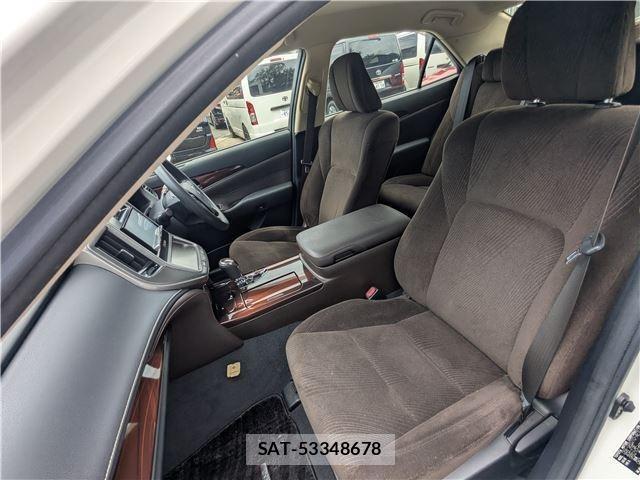Toyota CROWN 2014-01 8329827-10