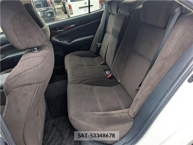 Toyota CROWN 2014-01 8329827-11