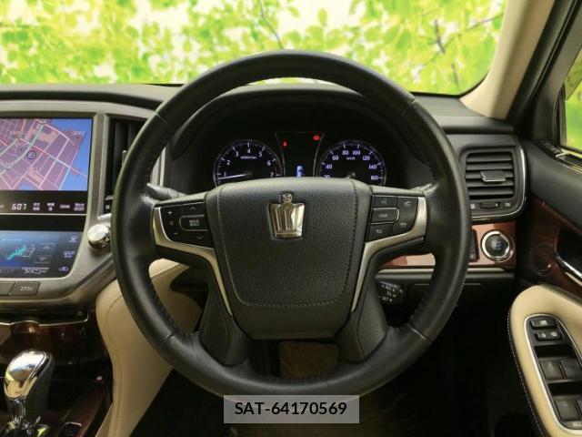 Toyota CROWN 2013-01 8329960-14