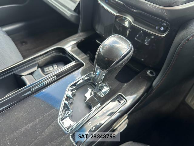 Toyota CROWN 2013-06 8330270-15