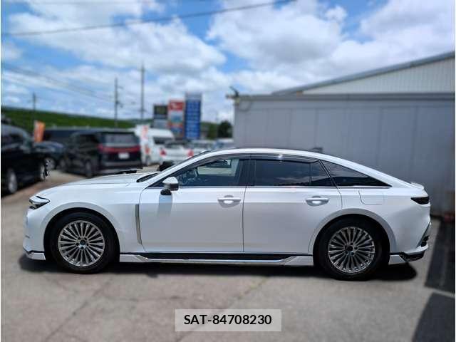 Toyota CROWN 2024-05 8330324-15
