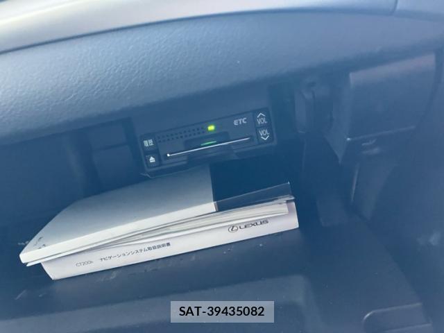 Lexus CT 2011-09 8329160-11
