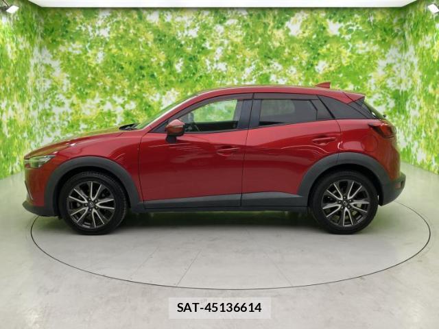 Mazda CX-3 2016-05 8330537-1