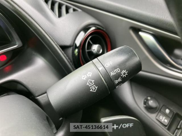 Mazda CX-3 2016-05 8330537-15