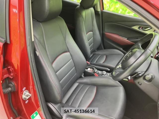 Mazda CX-3 2016-05 8330537-3