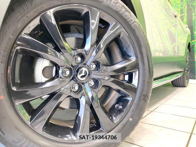 Mazda CX-30 2022-01 8328107-12