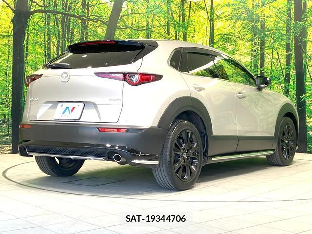Mazda CX-30 2022-01 8328107-16