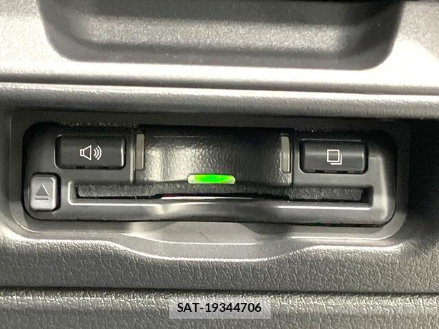 Mazda CX-30 2022-01 8328107-6