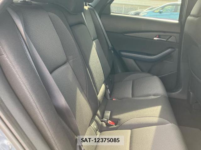 Mazda CX-30 2021-04 8328385-4