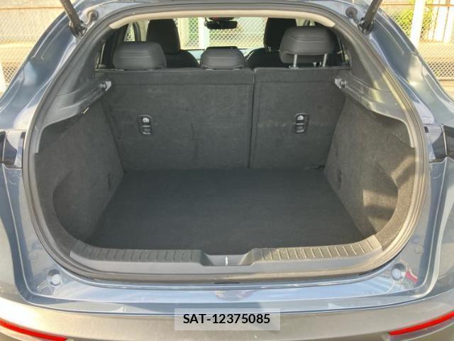 Mazda CX-30 2021-04 8328385-7