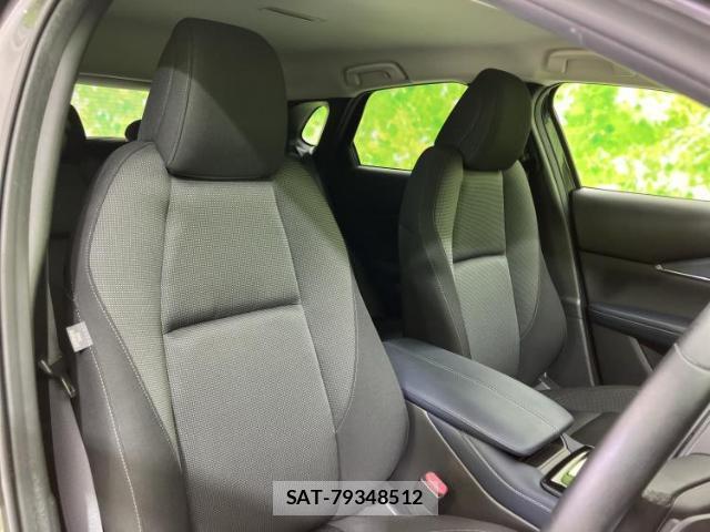 Mazda CX-30 2020-03 8329608-3