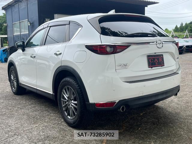 Mazda CX-5 2017-08 8328291-17