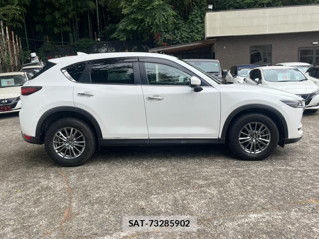 Mazda CX-5 2017-08 8328291-4