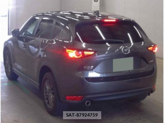 Mazda CX-5 2018-06 8328510-1