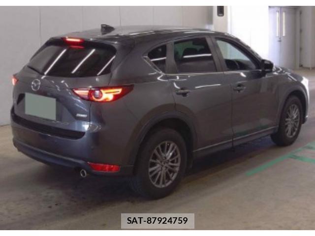Mazda CX-5 2018-06 8328510-4