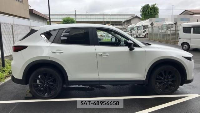 Mazda CX-5 2022-04 8329241-3