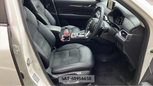 Mazda CX-5 2022-04 8329241-5