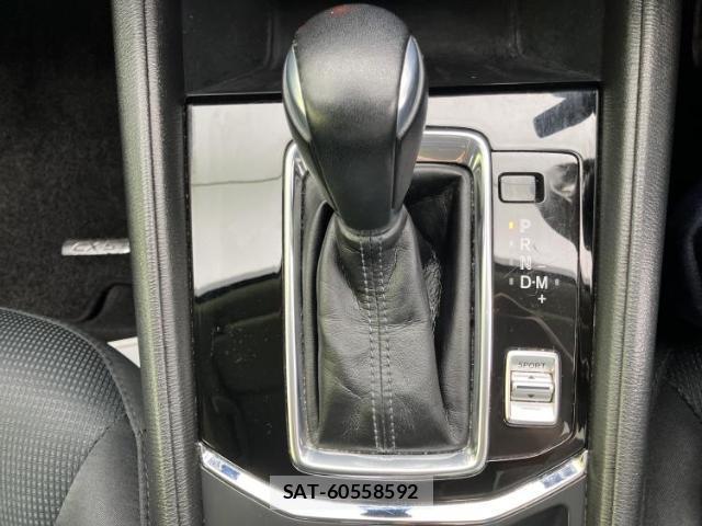 Mazda CX-5 2017-10 8329853-17