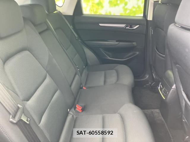 Mazda CX-5 2017-10 8329853-4