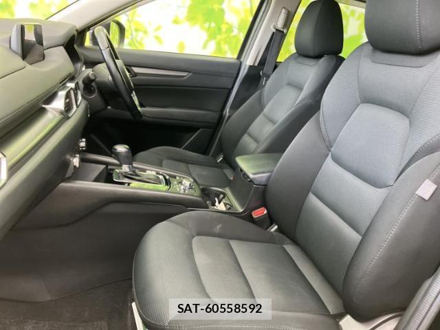 Mazda CX-5 2017-10 8329853-5