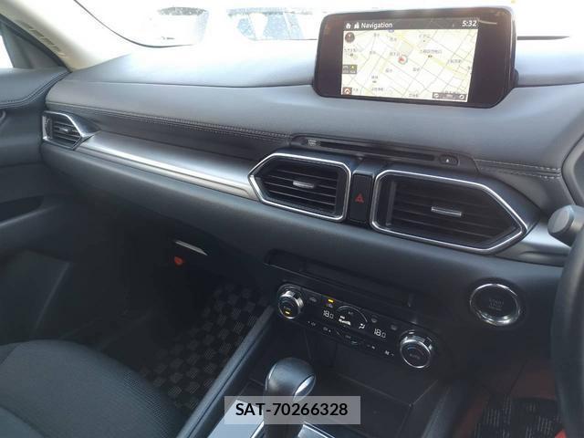Mazda CX-5 2017-03 8330216-13
