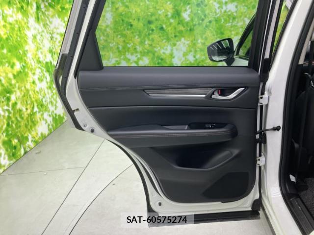 Mazda CX-5 2017-08 8330487-6