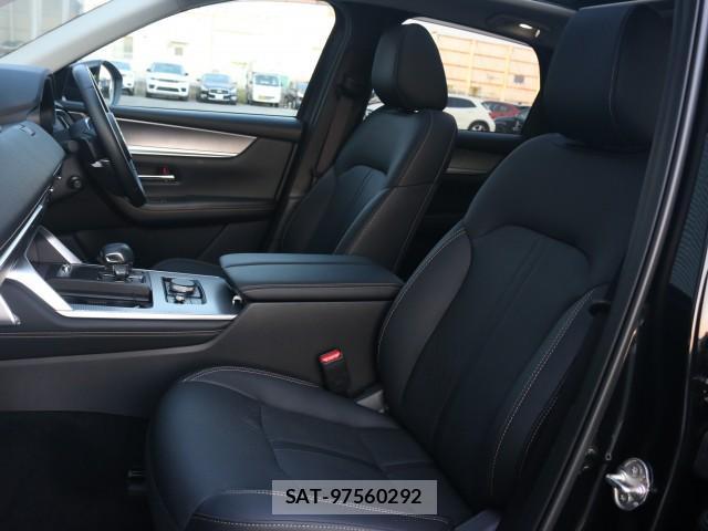 Mazda CX-60 2023-07 8328029-5