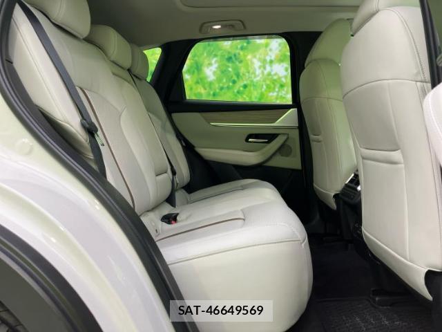 Mazda CX-60 2023-05 8330495-4