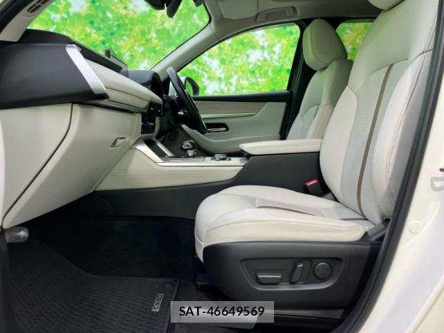 Mazda CX-60 2023-05 8330495-5