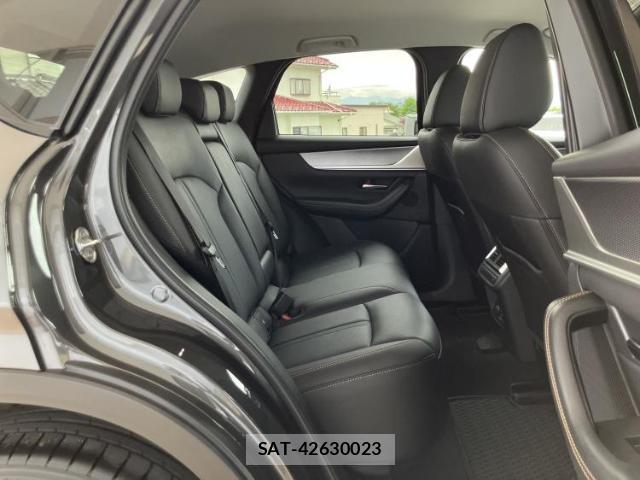 Mazda CX-60 2025-10 8330573-4