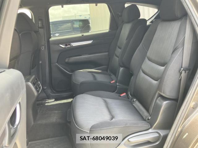 Mazda CX-8 2018-06 8328003-7