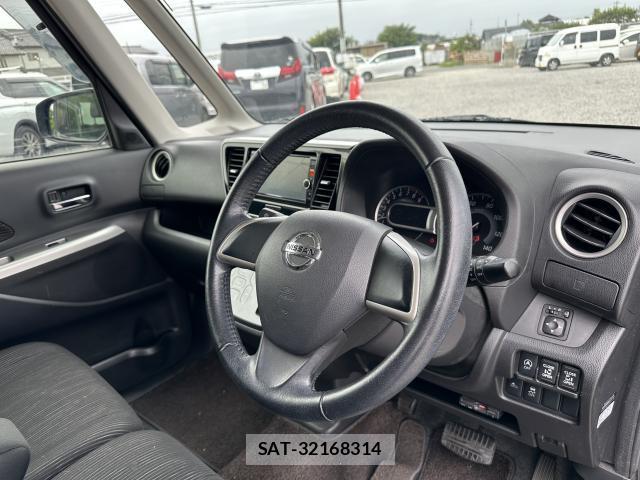 Nissan DAYZ ROOX 2015-06 8330269-10
