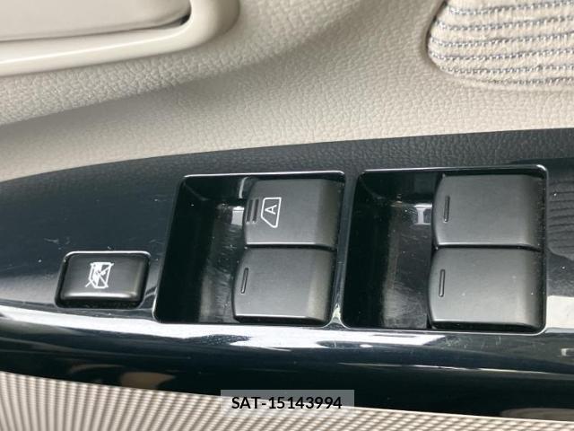 Nissan DAYZ 2015-02 8327763-11